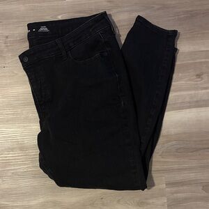 Old Navy Black Skinny Jeans